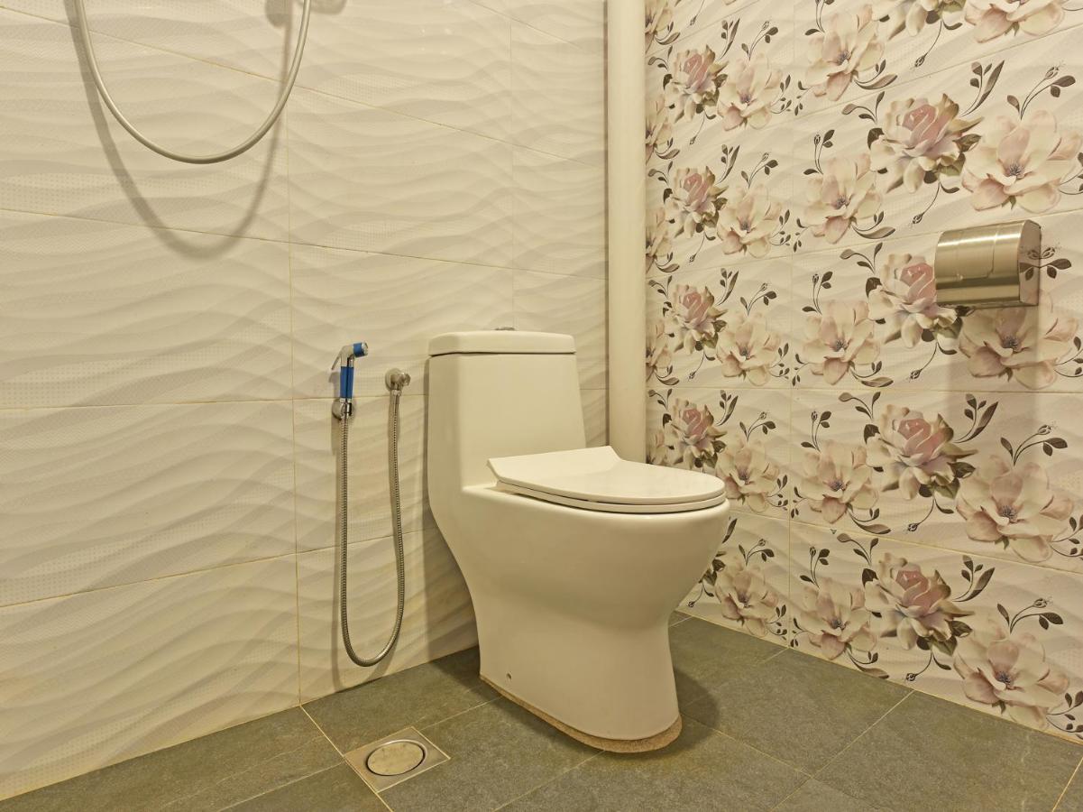 Oyo 90722 D'Puncak Hotel Камерън Хайлендс Екстериор снимка