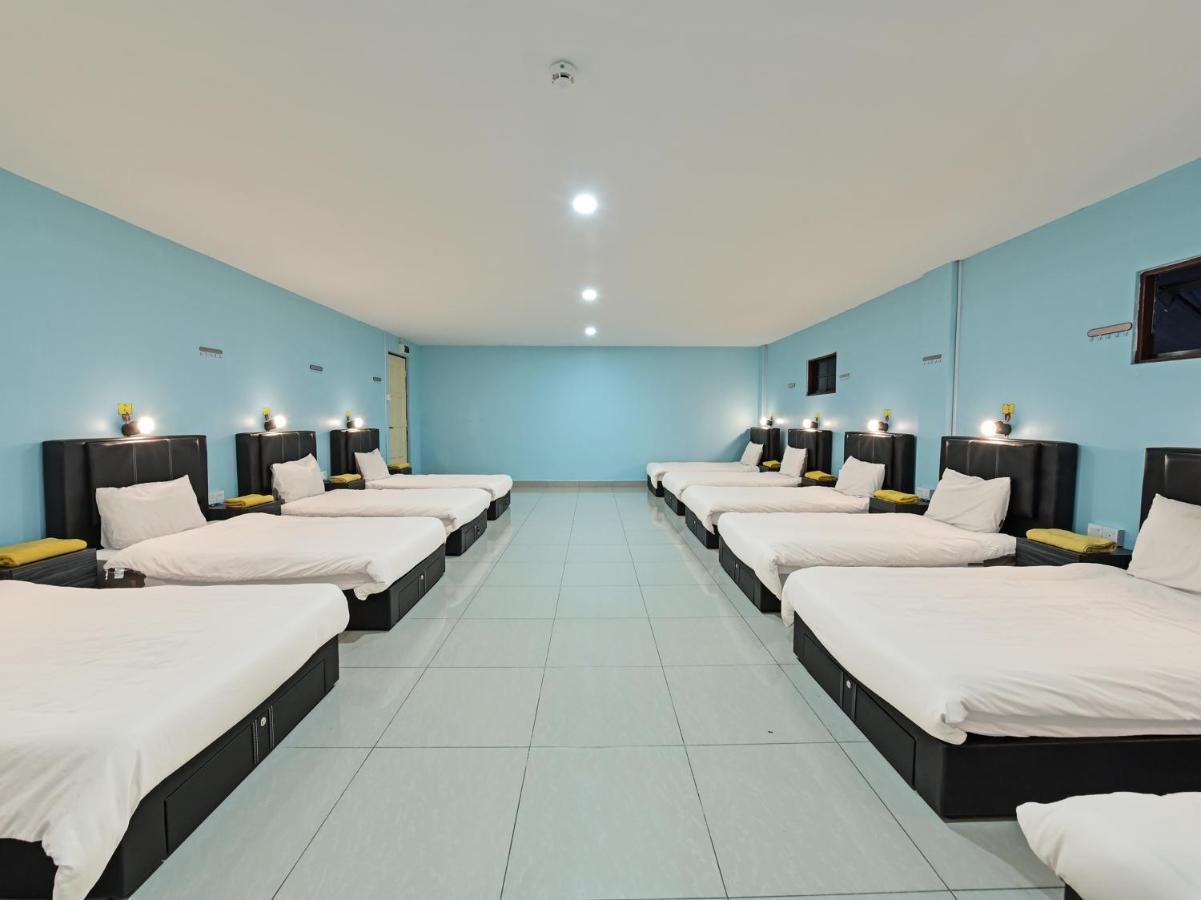 Oyo 90722 D'Puncak Hotel Камерън Хайлендс Екстериор снимка